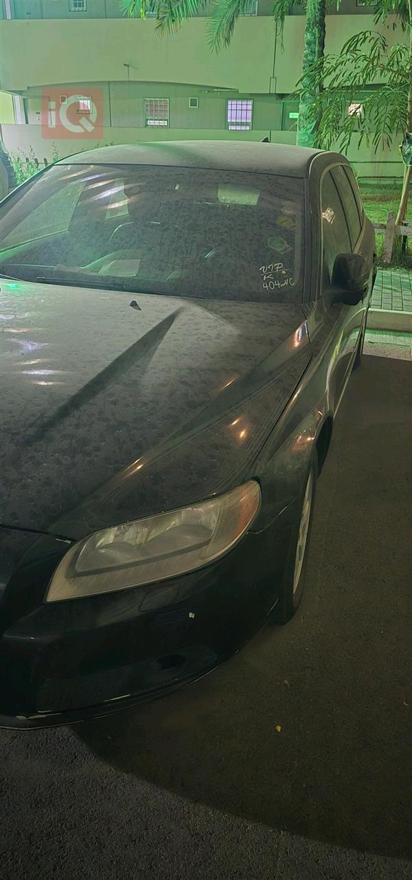 فولفو V70 2013 للبيع في العراق - الوحدة